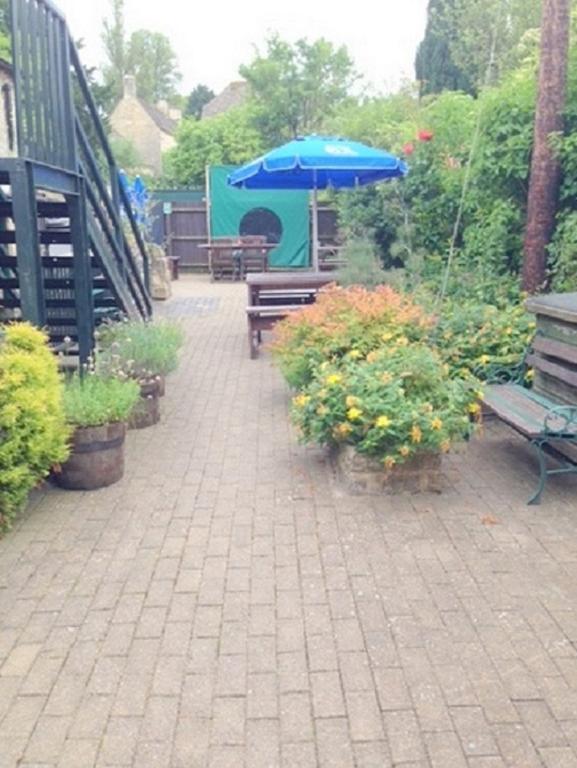 The Royal Oak Burford Bed and Breakfast Εξωτερικό φωτογραφία